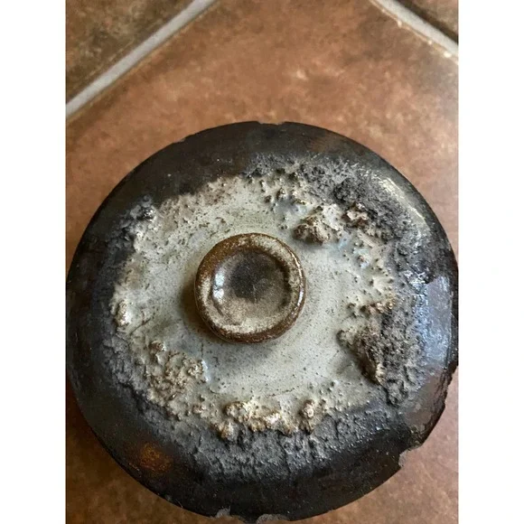 Vintage Volcanic Jewelry Box purchased in Hawaii - Picture 2 of 7